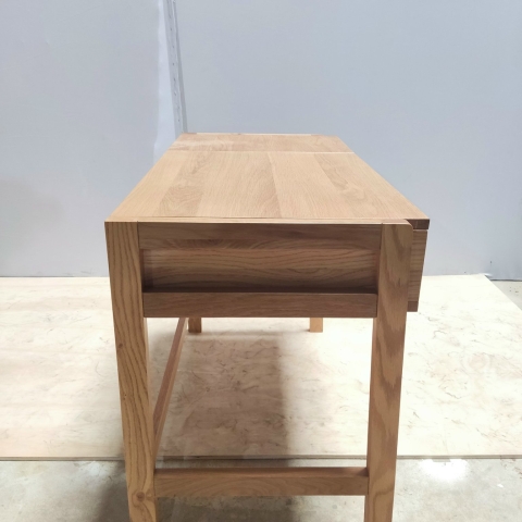 Makeup table